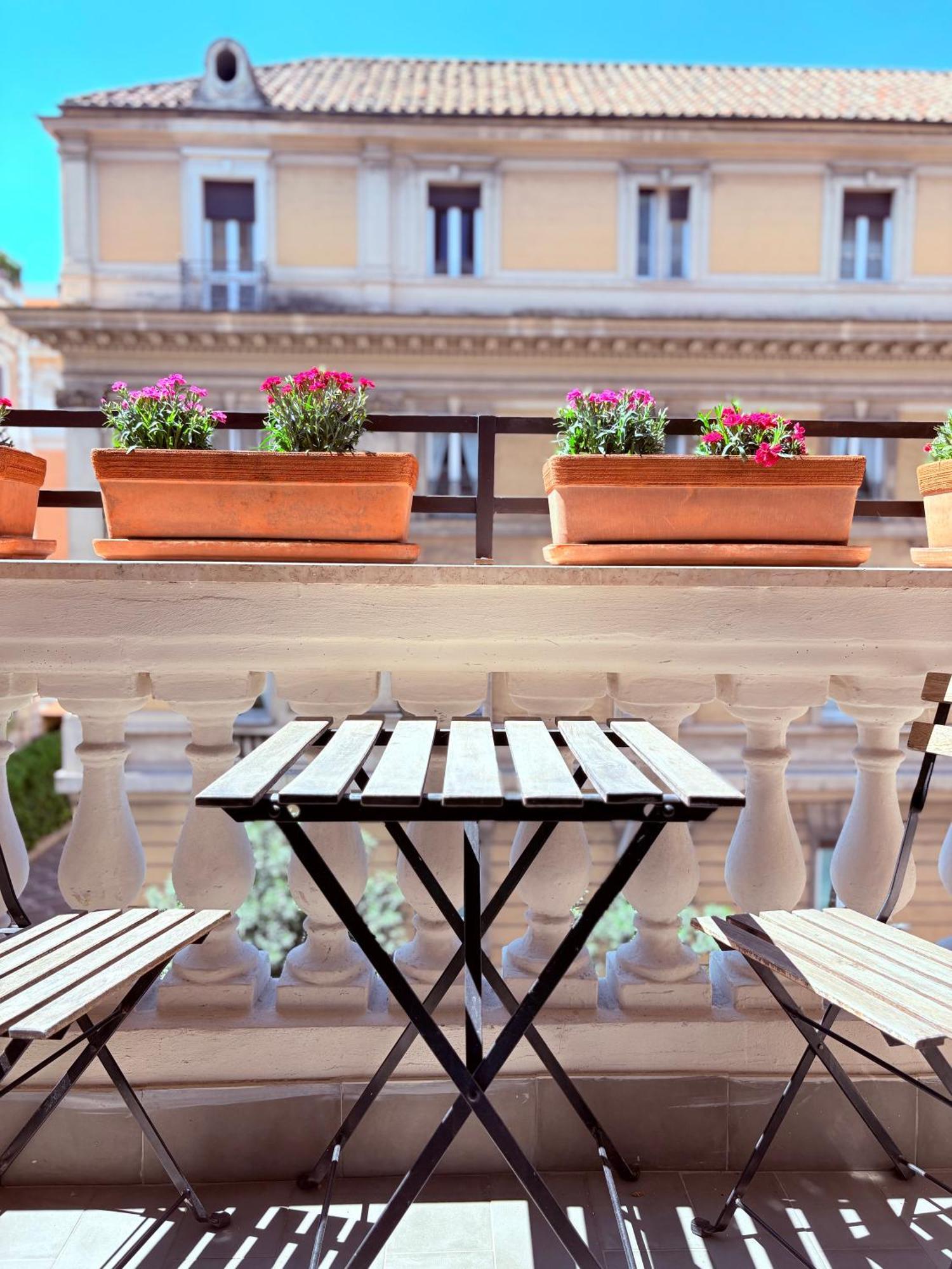 900 Piazza Del Popolo Bed & Breakfast โรม ภายนอก รูปภาพ