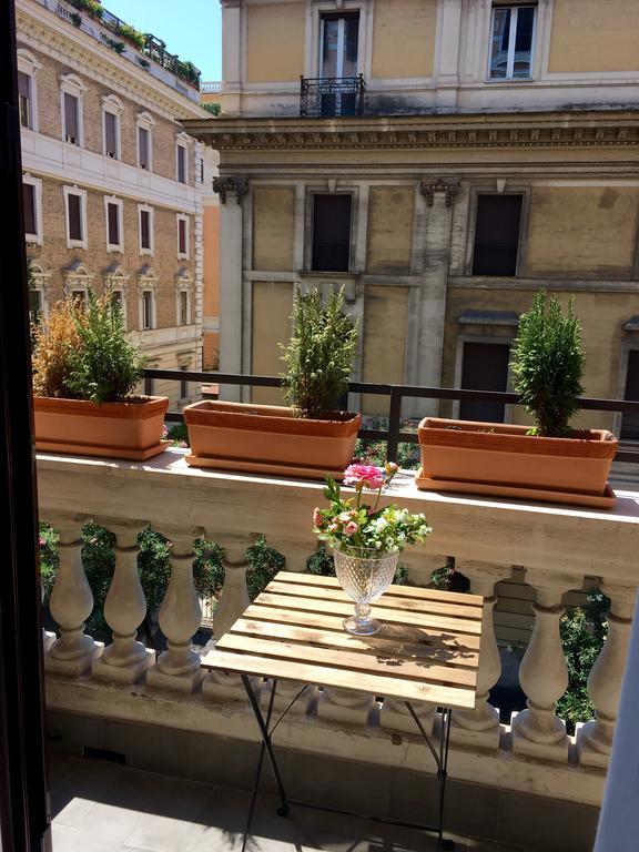 900 Piazza Del Popolo Bed & Breakfast โรม ภายนอก รูปภาพ