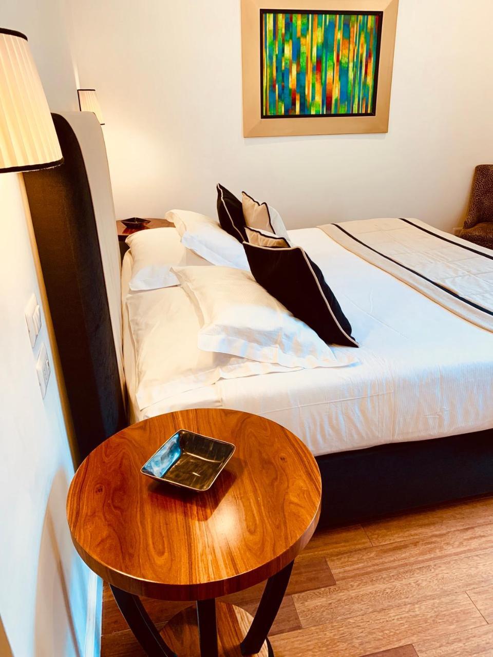 900 Piazza Del Popolo Bed & Breakfast โรม ภายนอก รูปภาพ